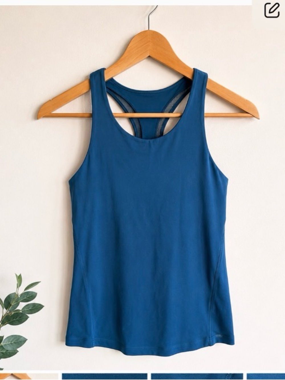 Lululemon Women's Racerback Tank Top | Size 6 | Teal Blue